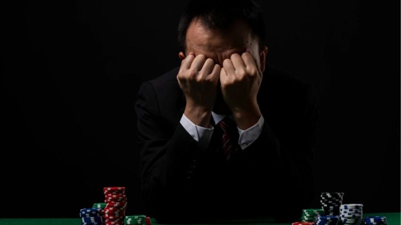 Người chơi cần đủ từ vị thành niên